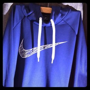Nike Therma Graphic Hoodie